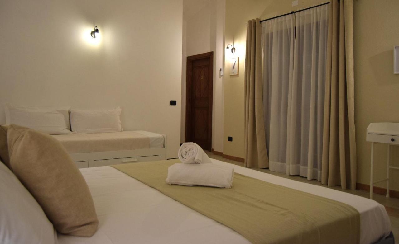 La Terrazza Hotel Olbia Eksteriør billede